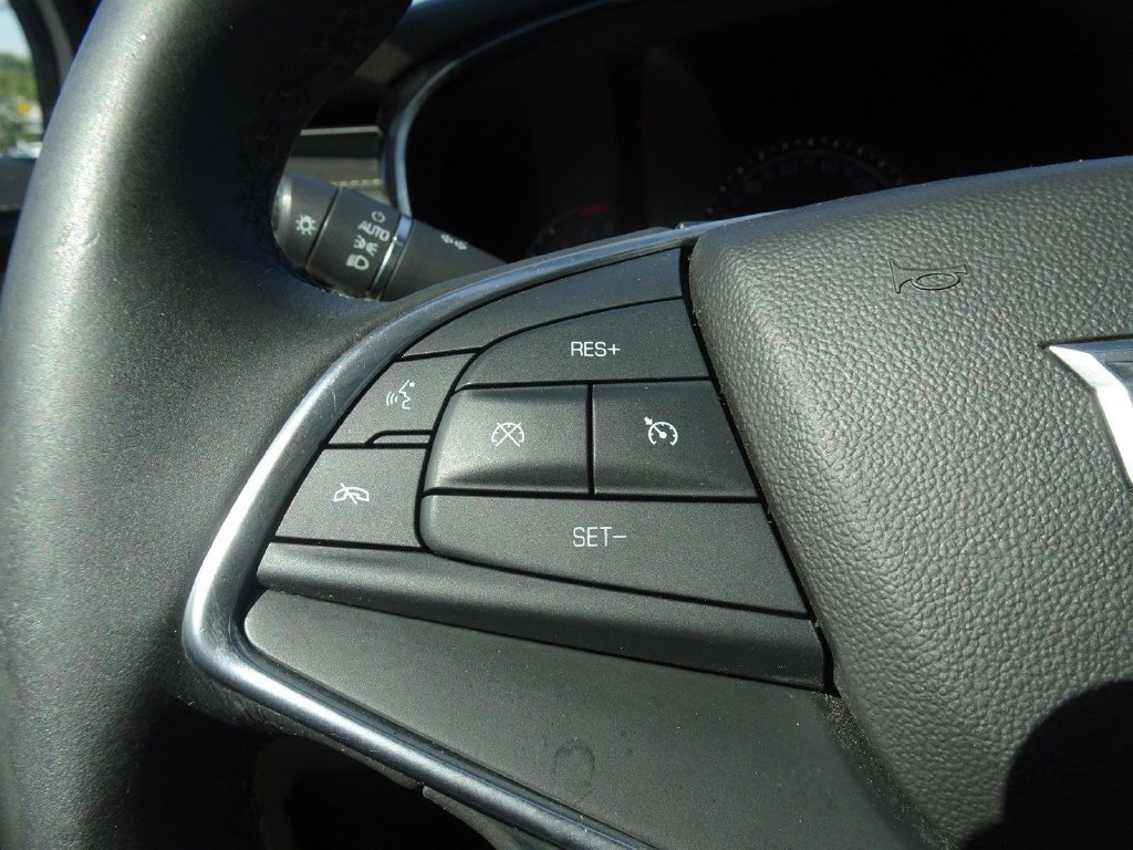 Used 2018 Cadillac XT5 FWD image 20