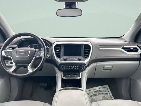 Used 2023 GMC Acadia SLT image 17