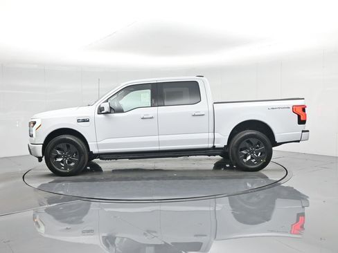 New 2025 Ford F150 Lightning Lariat image 31