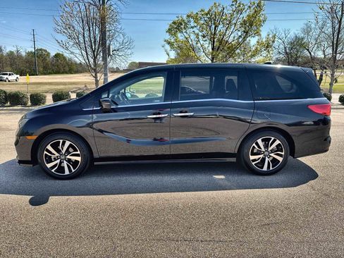 Used 2019 Honda Odyssey Elite image 5