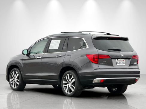 Used 2018 Honda Pilot Elite image 3