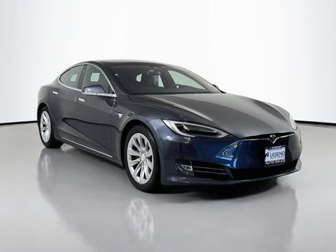 Used 2018 Tesla Model S 75D AWD/4WD image 4
