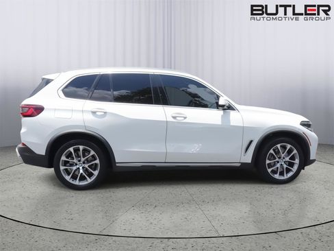 Used 2021 BMW X5 xDrive40i w/ Convenience Package AWD/4WD image 7