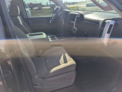 Used 2018 GMC Sierra 1500 SLE w/ SLE Value Package image 31