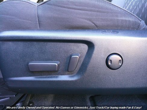 Used 2018 Toyota Tundra SR5 image 16