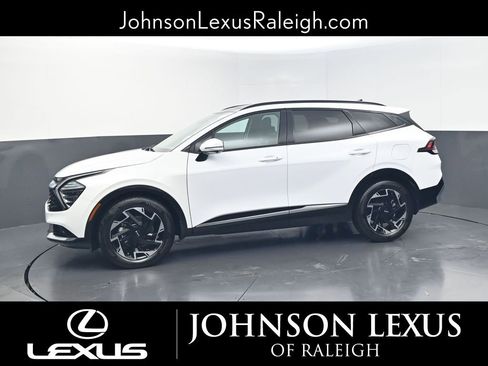Used 2023 Kia Sportage SX FWD image 2