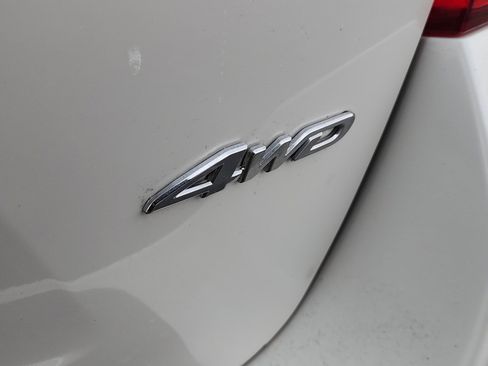 Used 2010 Toyota Highlander Limited image 25