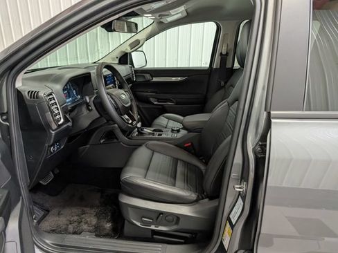 Used 2025 Ford Ranger Lariat w/ FX4 Off-Road Package AWD/4WD image 15