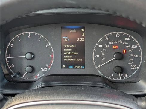 Used 2024 Toyota Corolla Cross LE image 11