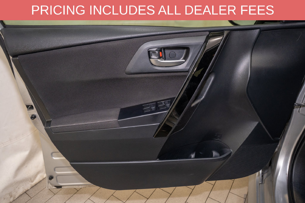 Used 2017 Toyota Corolla iM FWD image 10