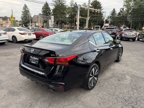 Used 2020 Nissan Altima 2.5 SV FWD image 6