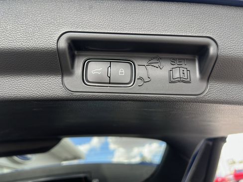 Used 2023 Ford Explorer XLT w/ Equipment Group 202A image 36