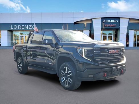 Used 2024 GMC Sierra 1500 AT4 w/ Technology Package image 3