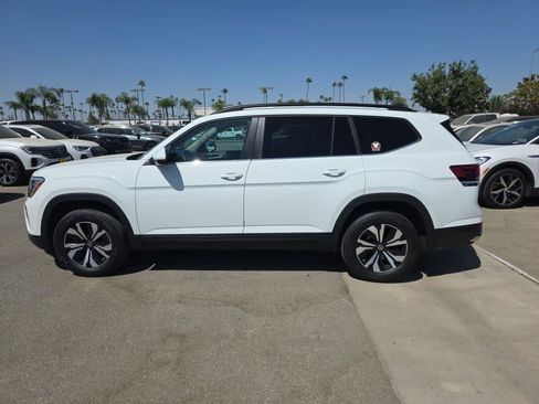 Used 2024 Volkswagen Atlas SE FWD image 7