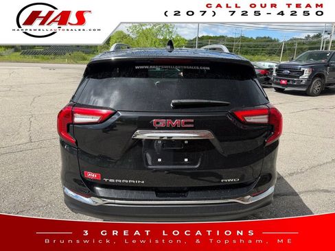 Used 2024 GMC Terrain SLT AWD/4WD image 5