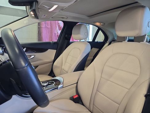 Used 2021 Mercedes-Benz C 300 Sedan image 16