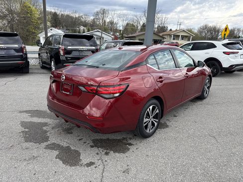 Used 2023 Nissan Sentra SV w/ Trunk Package image 3