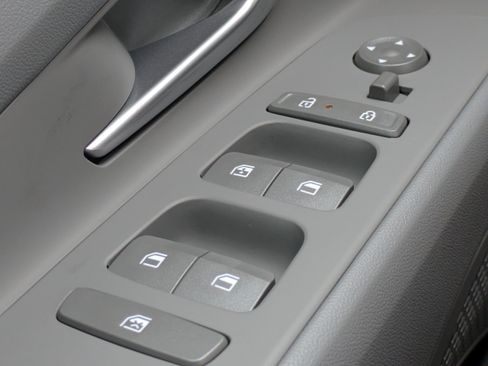 New 2026 Hyundai Elantra SEL Sport FWD image 24