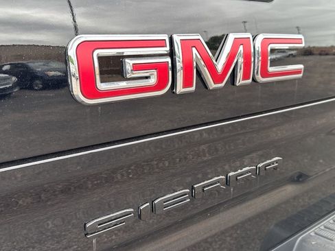 Used 2024 GMC Sierra 1500 AT4 w/ Technology Package AWD/4WD image 52