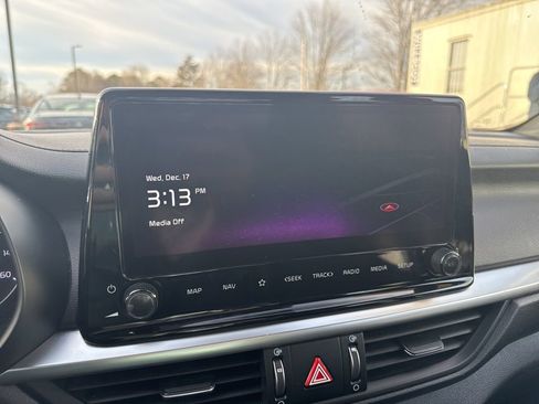 Used 2023 Kia Forte GT-Line image 25