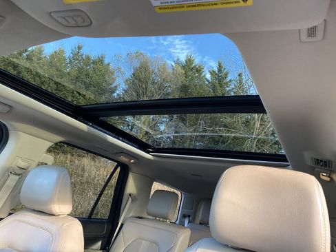 Certified 2023 Ford Expedition Limited image 8