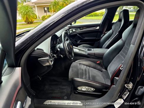 Used 2016 Porsche Panamera GTS image 34