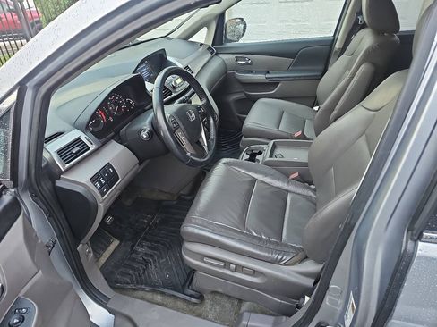 Used 2017 Honda Odyssey EX-L image 7