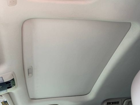 Used 2019 Lexus GX 460 Premium AWD/4WD image 25