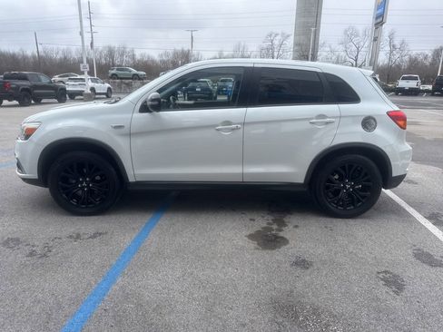 Used 2019 Mitsubishi Outlander Sport ES image 6