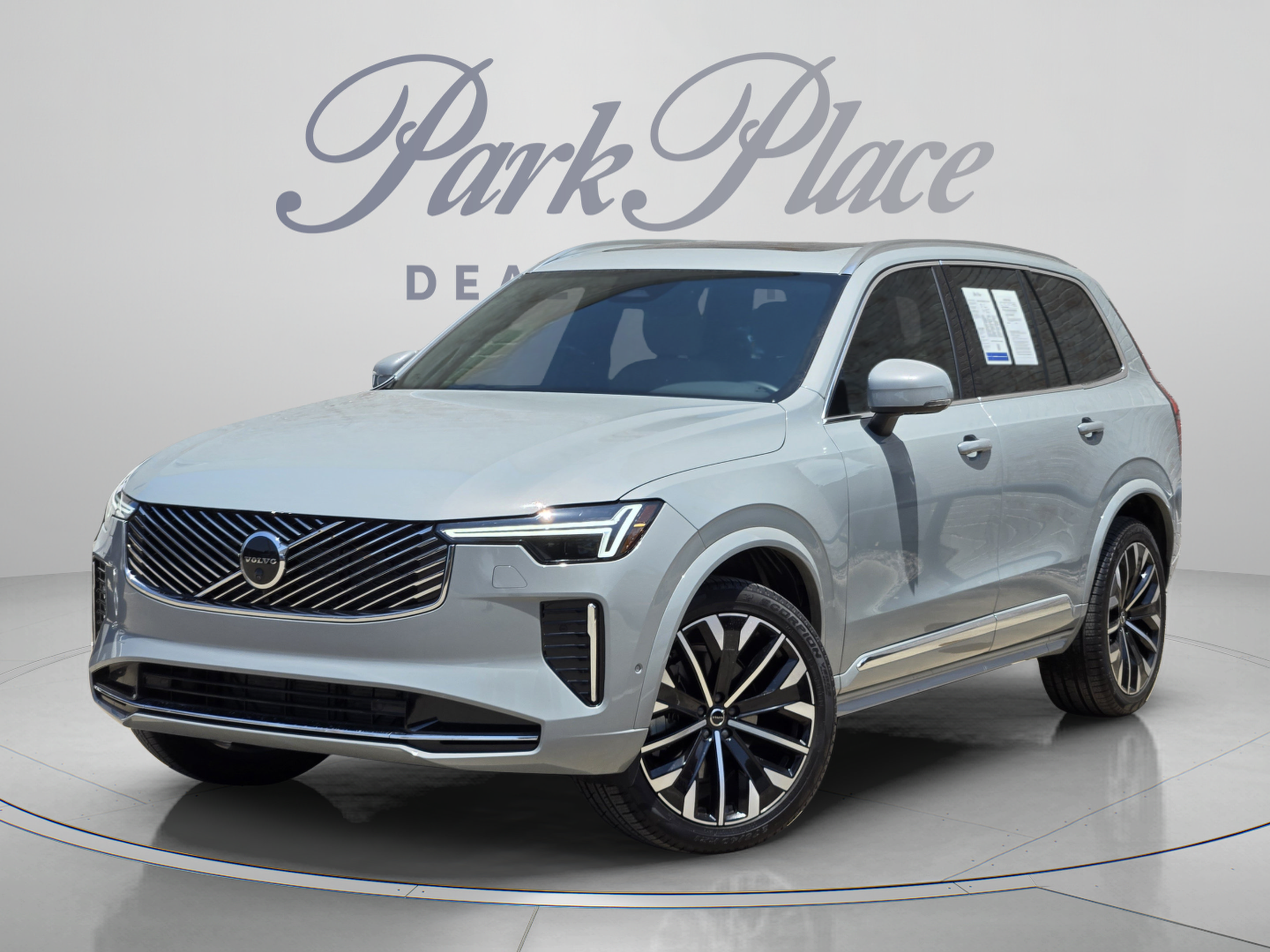 Used 2026 Volvo XC90 B6 Plus w/ Protection Package Premier AWD/4WD image 1
