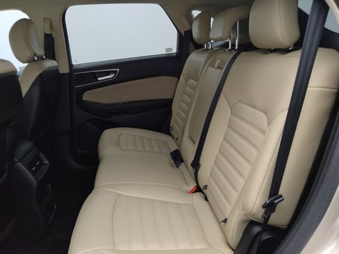 Used 2017 Ford Edge SEL w/ Equipment Group 201A image 18