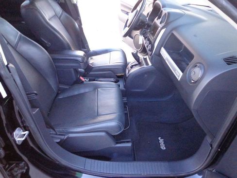 Used 2016 Jeep Compass High Altitude image 12