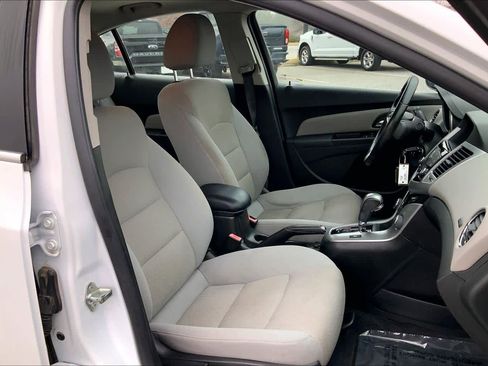 Used 2012 Chevrolet Cruze LT w/ All-Star Edition image 8