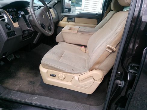 Used 2013 Ford F150 XLT w/ Luxury Equipment Group image 24