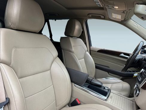 Used 2013 Mercedes-Benz ML 350 4MATIC image 32