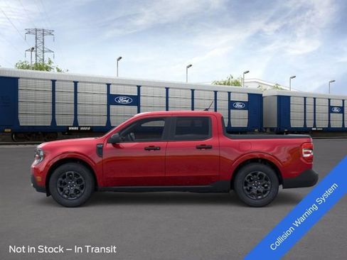 New 2026 Ford Maverick XLT AWD/4WD image 3