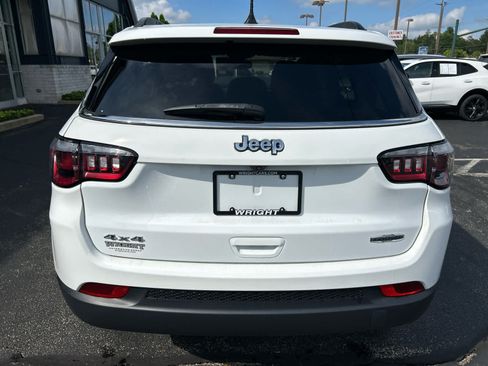 Used 2022 Jeep Compass Latitude w/ Convenience Group AWD/4WD image 7