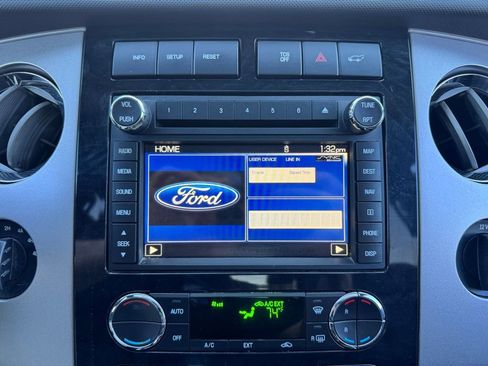 Used 2013 Ford Expedition Limited image 11