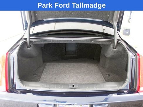 Used 2007 Cadillac DTS Luxury I w/ Sun And Sound Package FWD image 5