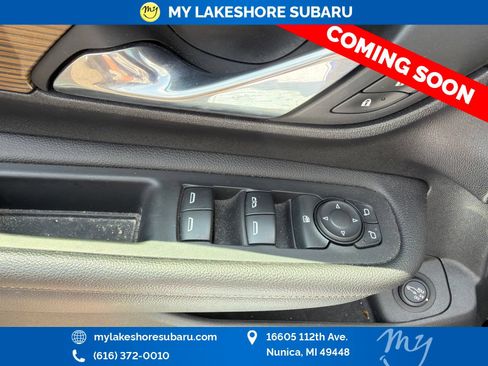 Used 2021 GMC Terrain SLE w/ Driver Convenience Package AWD/4WD image 13