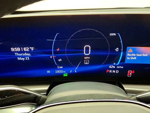 Used 2024 Cadillac Lyriq Tech RWD image 14