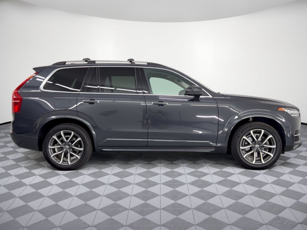 Used 2016 Volvo XC90 T6 Momentum AWD/4WD image 8