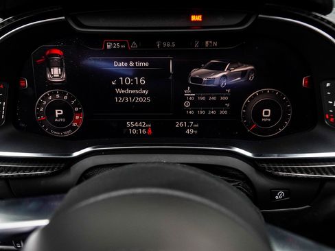 Used 2017 Audi R8 V10 w/ Carbon Exterior Package image 40