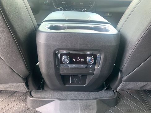 Used 2025 Chevrolet Tahoe RST w/ Comfort Package AWD/4WD image 15