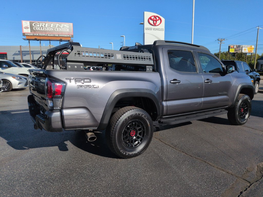 Used 2022 Toyota Tacoma TRD Pro AWD/4WD image 5