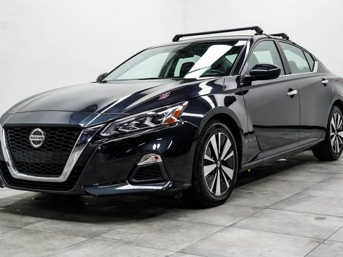 Used 2022 Nissan Altima 2.5 SV FWD image 6