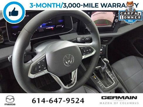 Used 2025 Volkswagen Jetta SE w/ Sunroof Package image 15