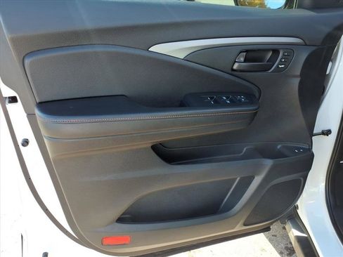 Used 2022 Honda Passport TrailSport image 14