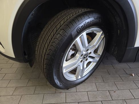 Certified 2021 Mercedes-Benz GLB 250 4MATIC image 35