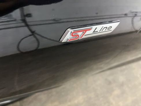 Used 2025 Ford Escape ST-Line image 8